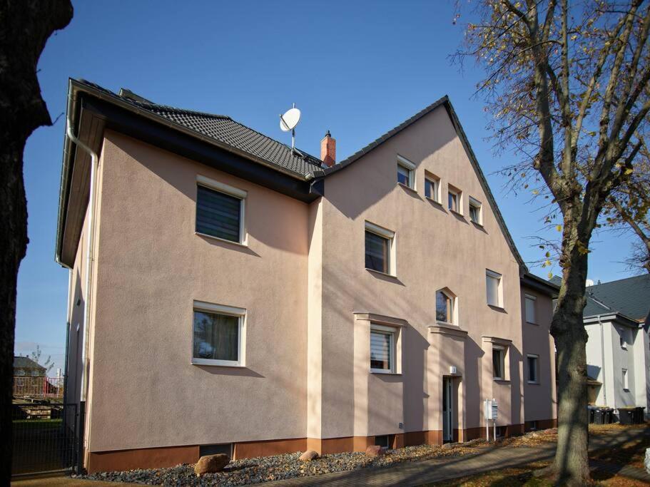 Ferienwohnung In Der Sportstadt Riesa Kültér fotó